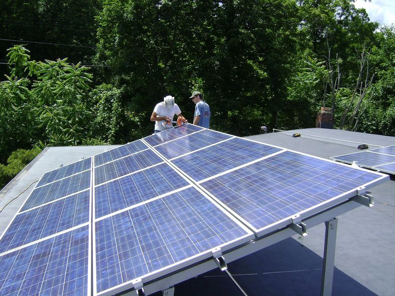 Commercial flat-roof solar