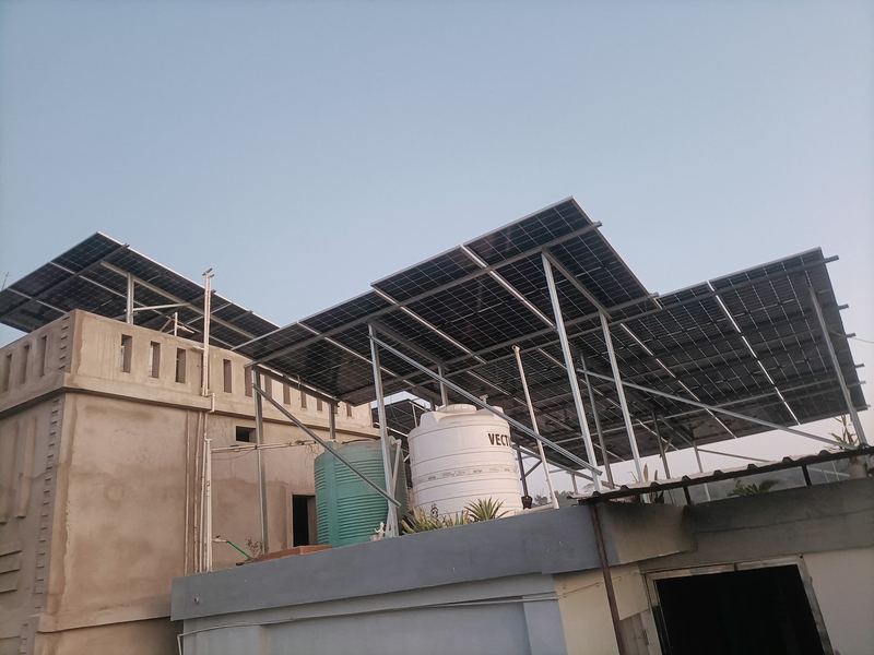 Stepped Rooftop Array by ARK SOLAR